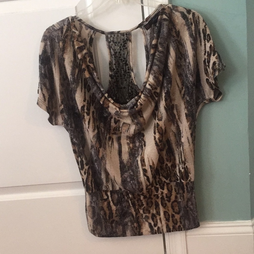 Cute Leopard Top!